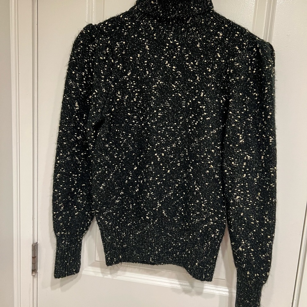 Ann Taylor Black and gold Turtleneck Sweater